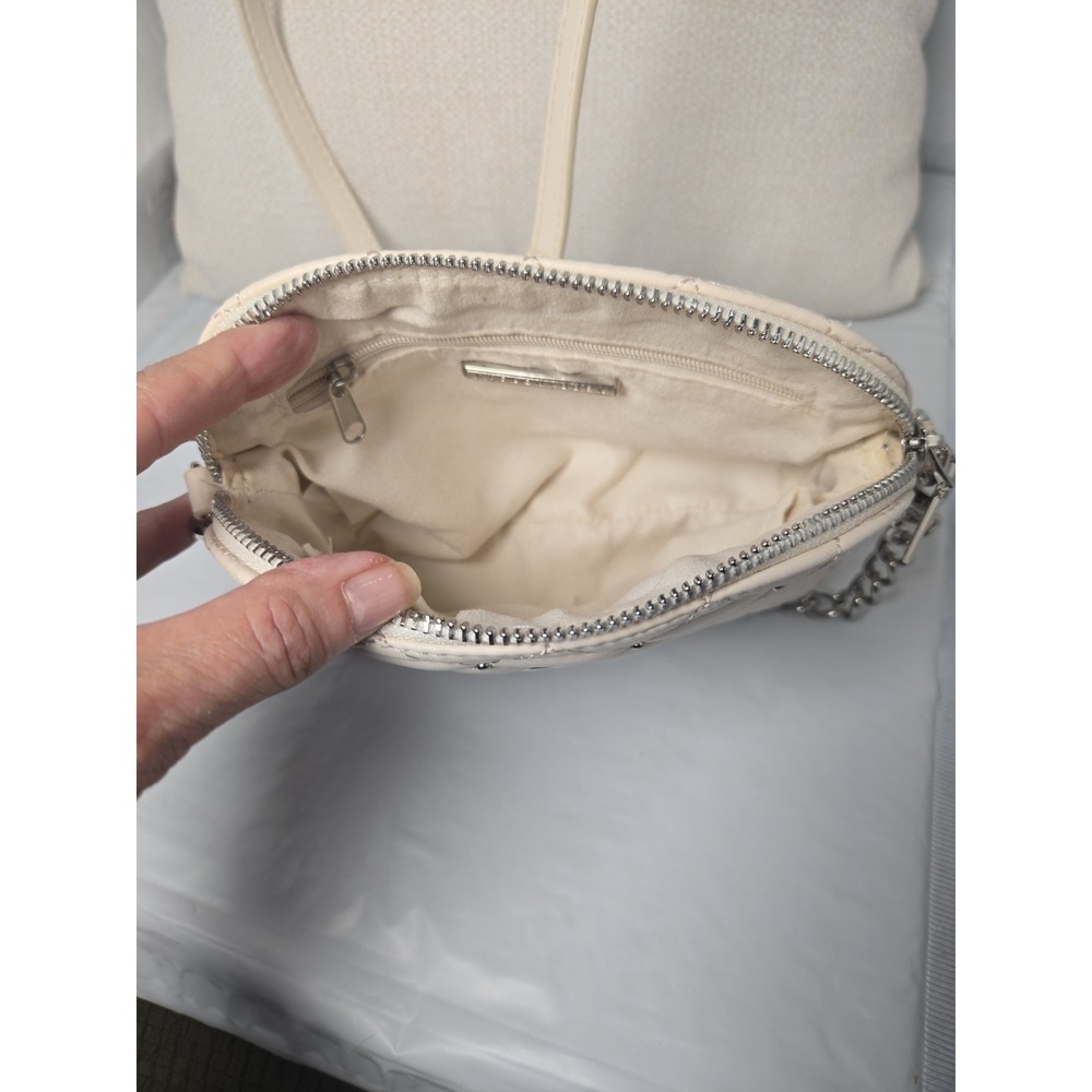Steve Madden Cream Quilted Studded Crossbody Bag Silver SM Logo Dome Purse - Picture 5 of 8